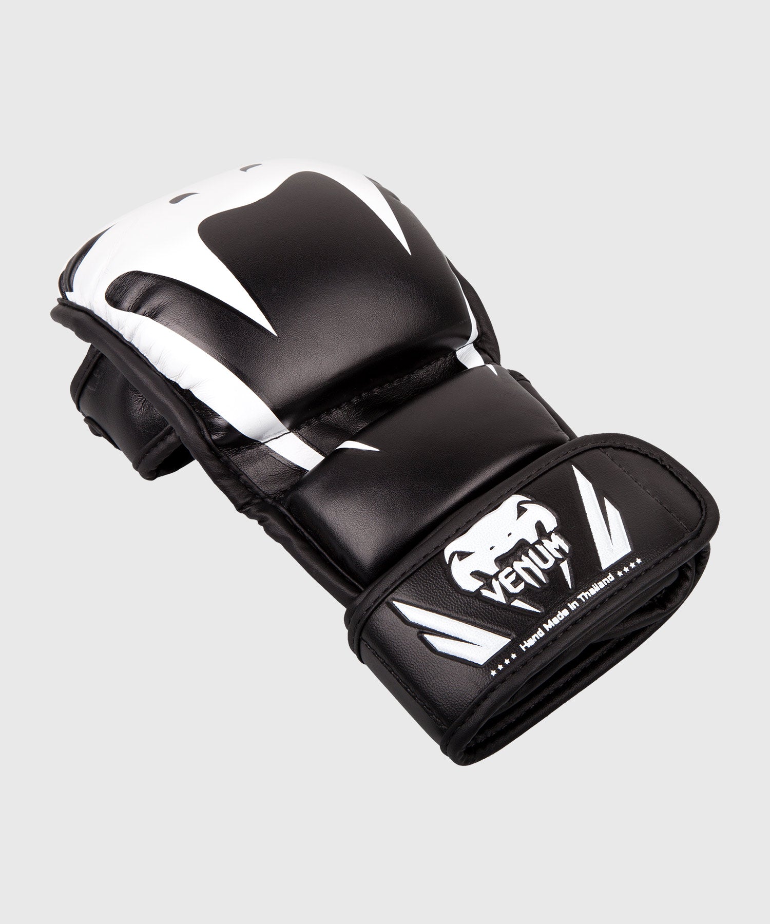 venum-impact-sparring-mma-handschuhe-schwarz-wei image 2