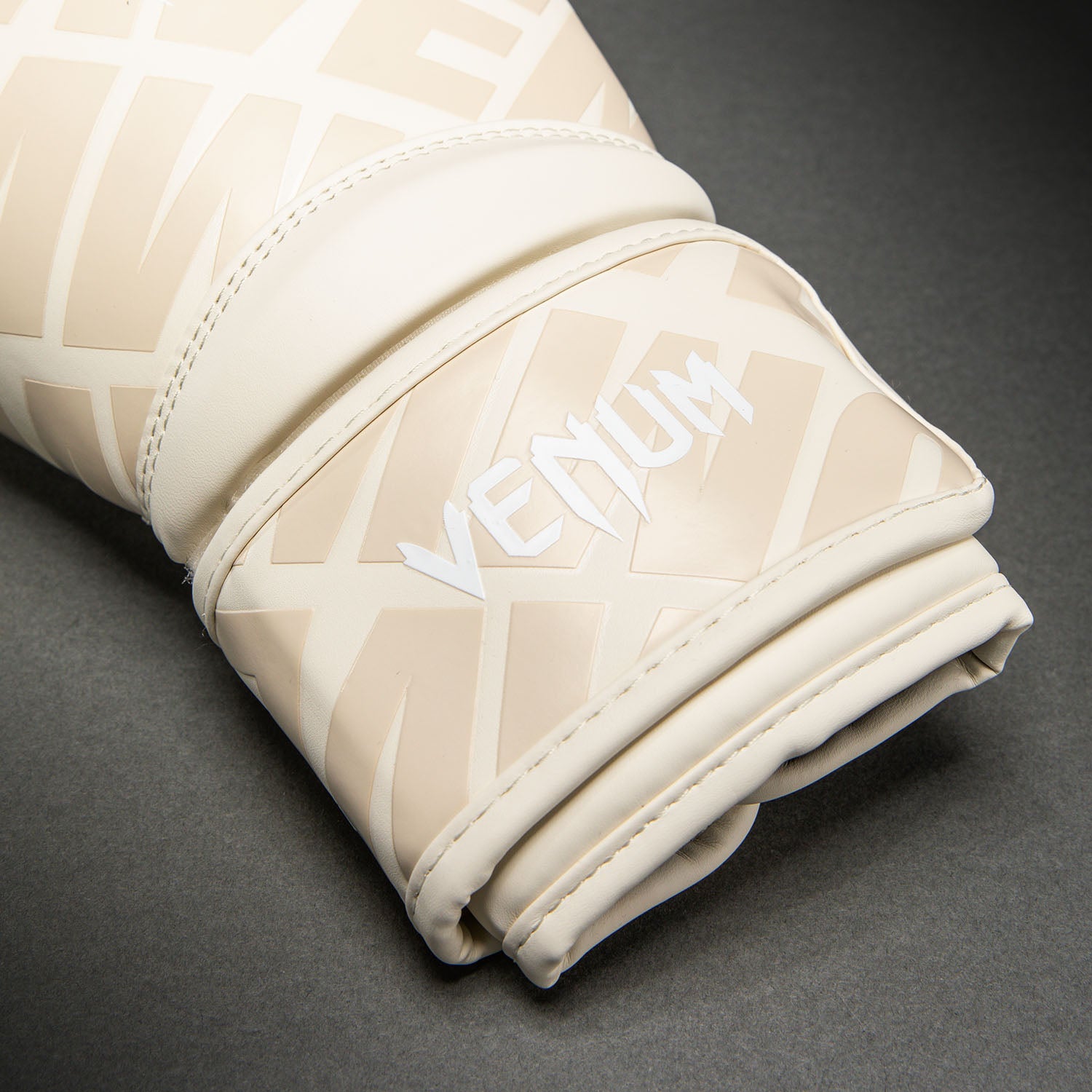 venum-contender-1-5-xt-3d-boxhandschuhe-elfenbein image 3