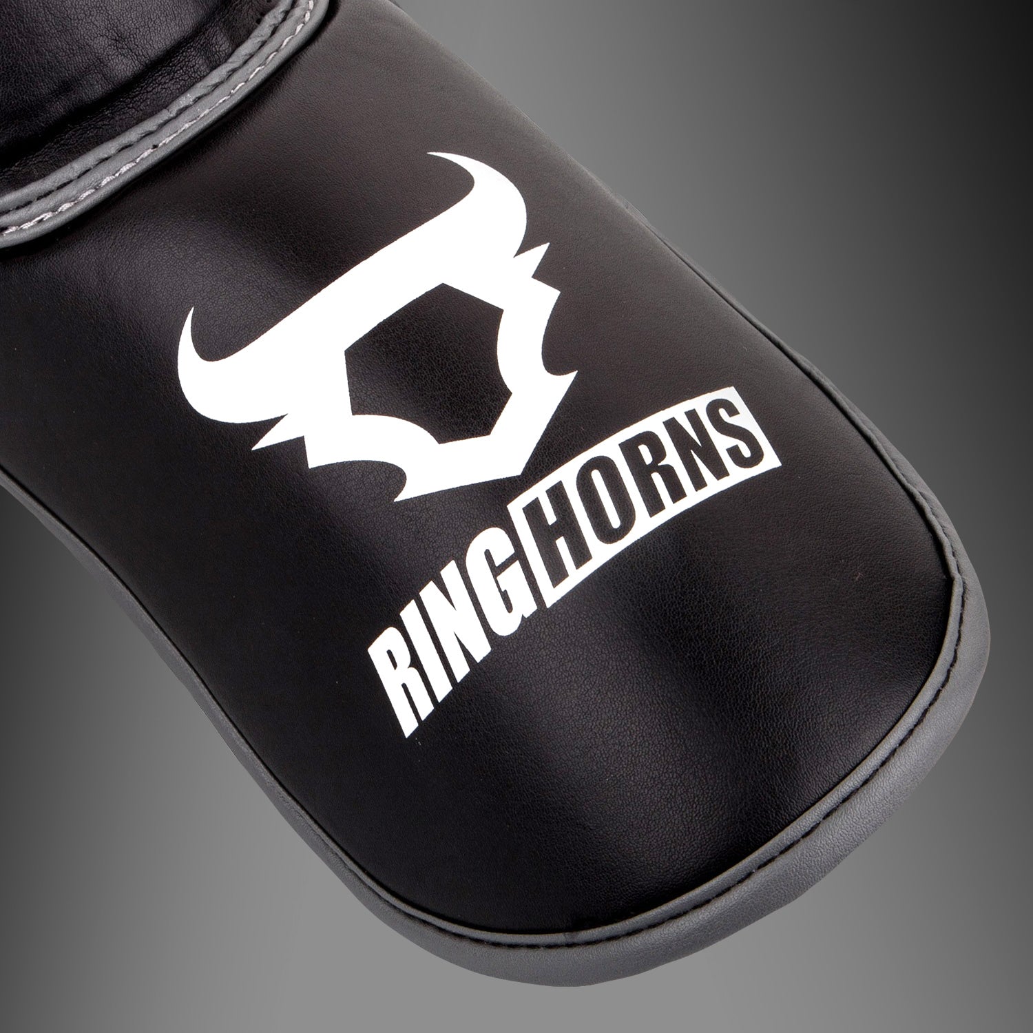 ringhorns-charger-by-venum-schienbeinschoner-schwarz image 3