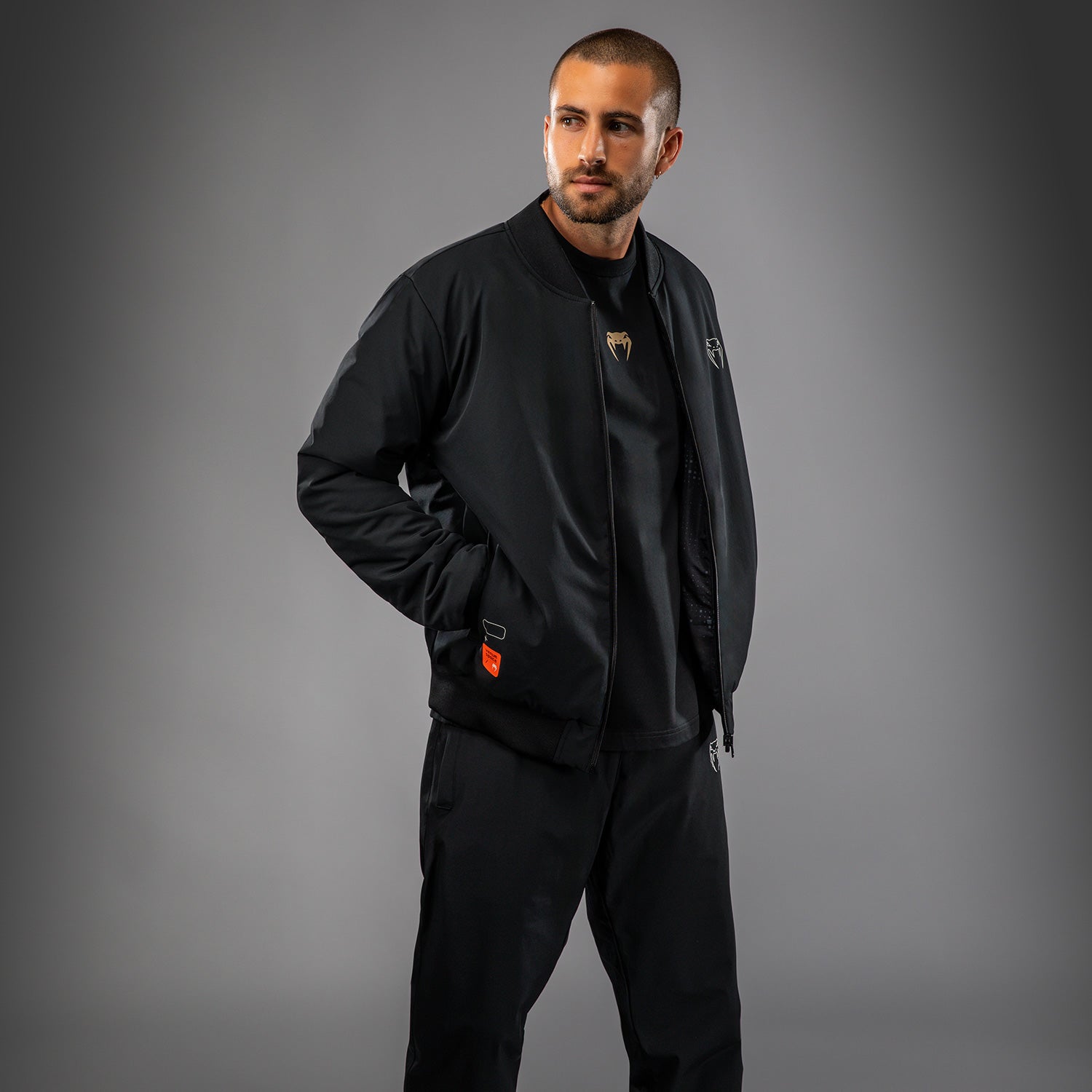 venum-eclipse-bomberjacke-herren-schwarz-ivory-wendbar image 7