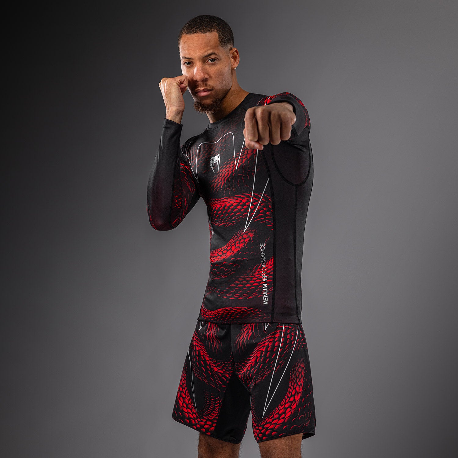 venum-matupa-rashguard-langarm-schwarz-rot-silber image 2