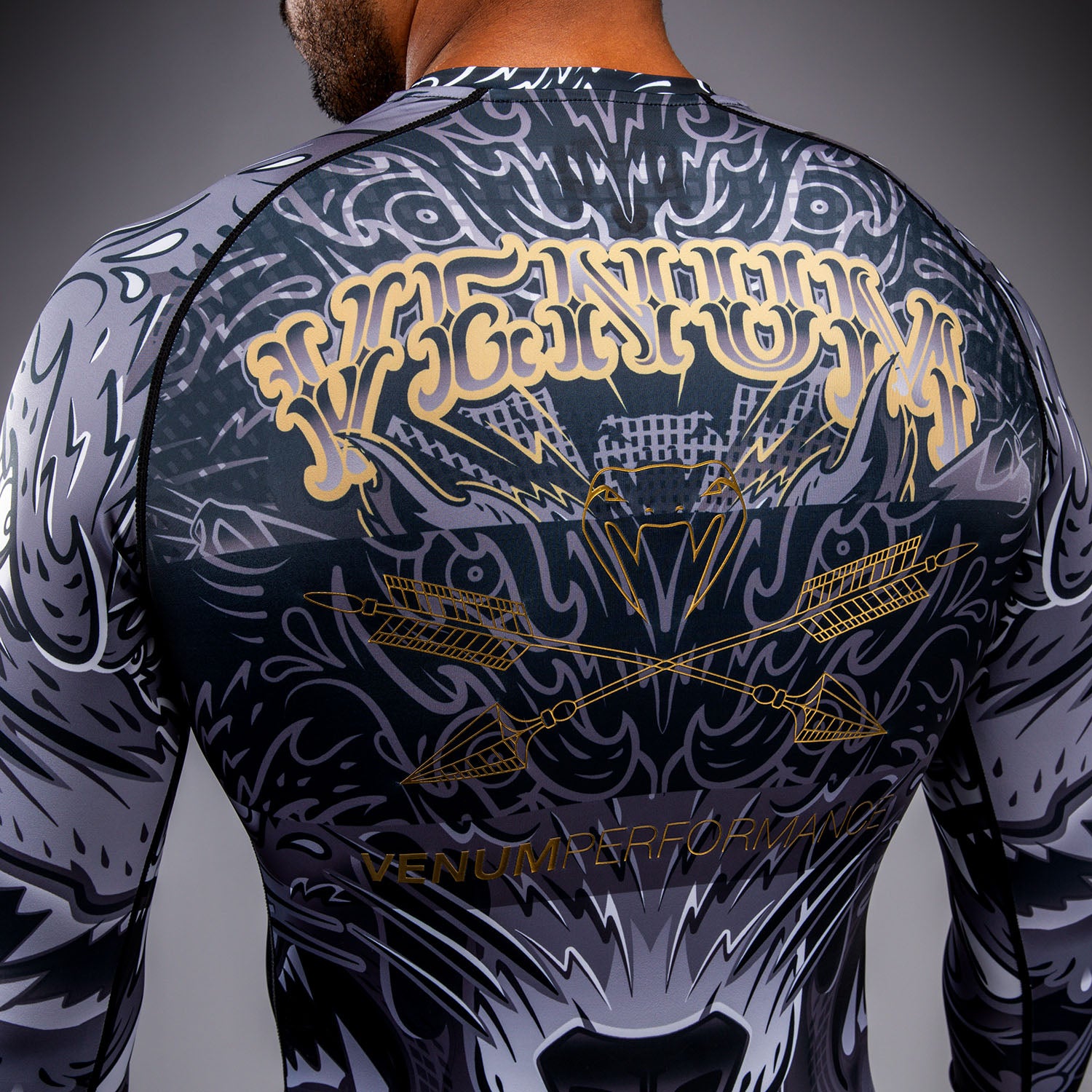 venum-wolf-atak-langarm-rashguard-schwarz-grau image 8