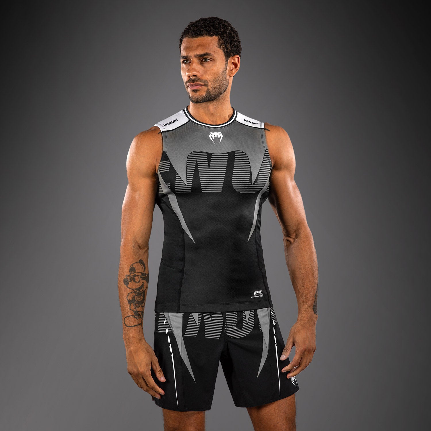 venum-adrenaline-rmelloses-rashguard-schwarz-silbergrau image 1