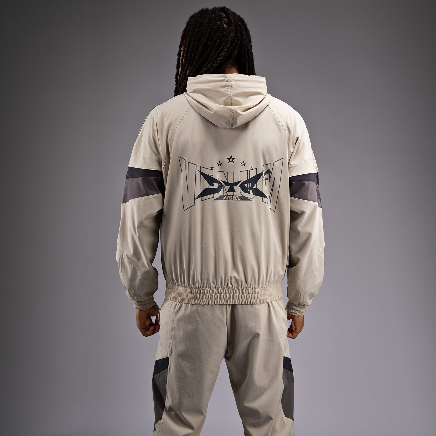 venum-x-dtr-fight-attack-90-trainingsanzugjacke-off-white-herren image 3