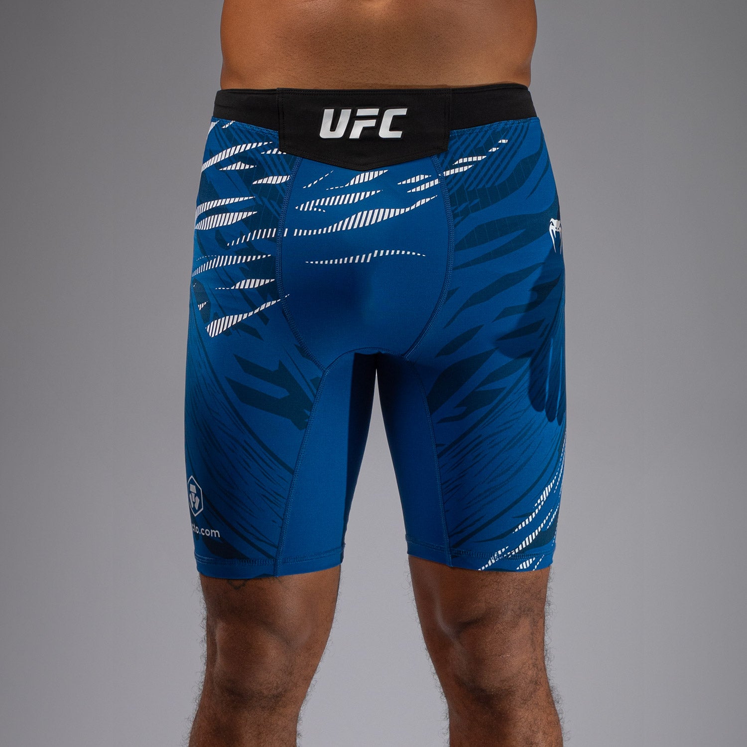 ufc-fusion-by-venum-authentic-fight-night-vale-tudo-short-herren-personalisiert- image 7
