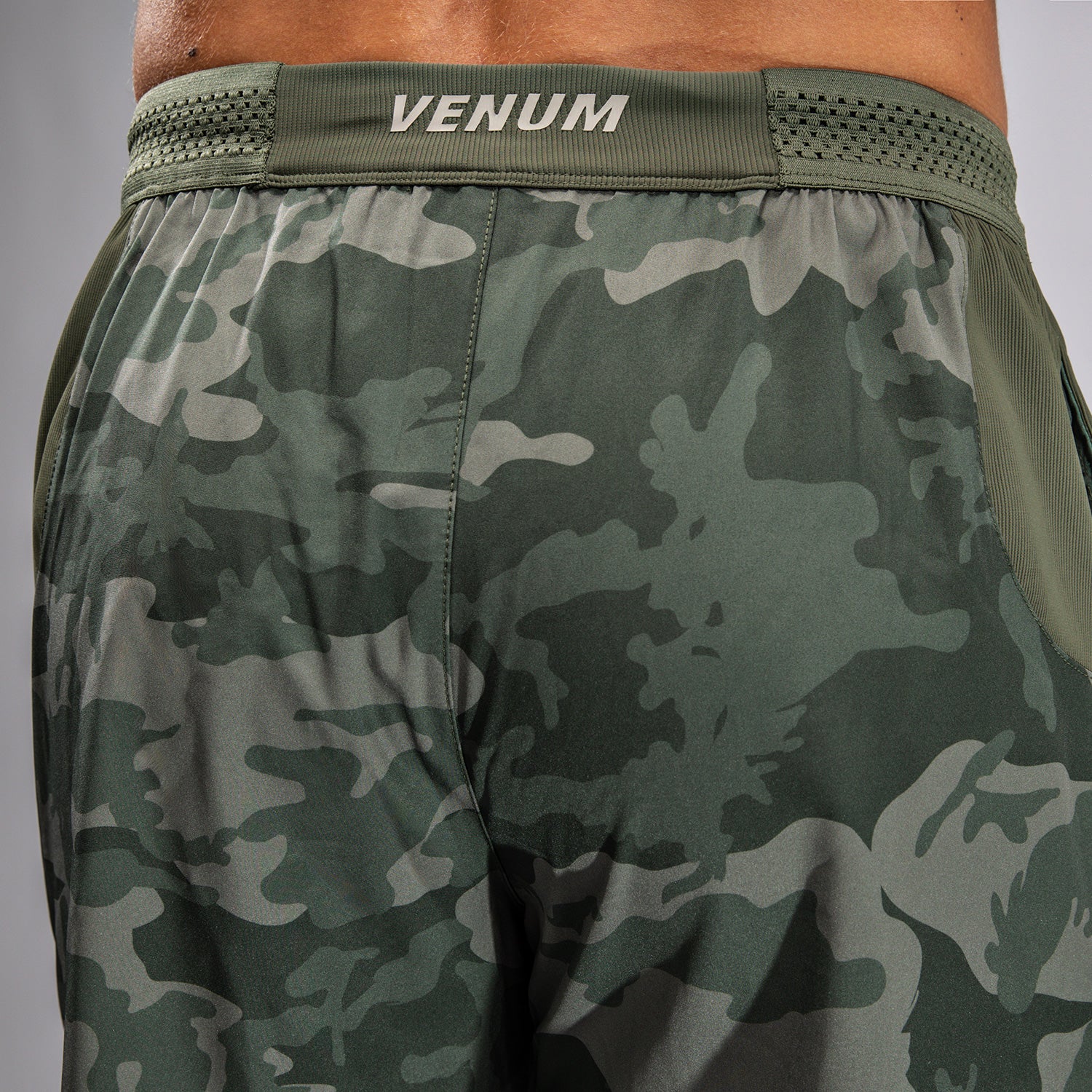 venum-g-fit-air-herren-trainingsshorts-armee-camouflage image 5