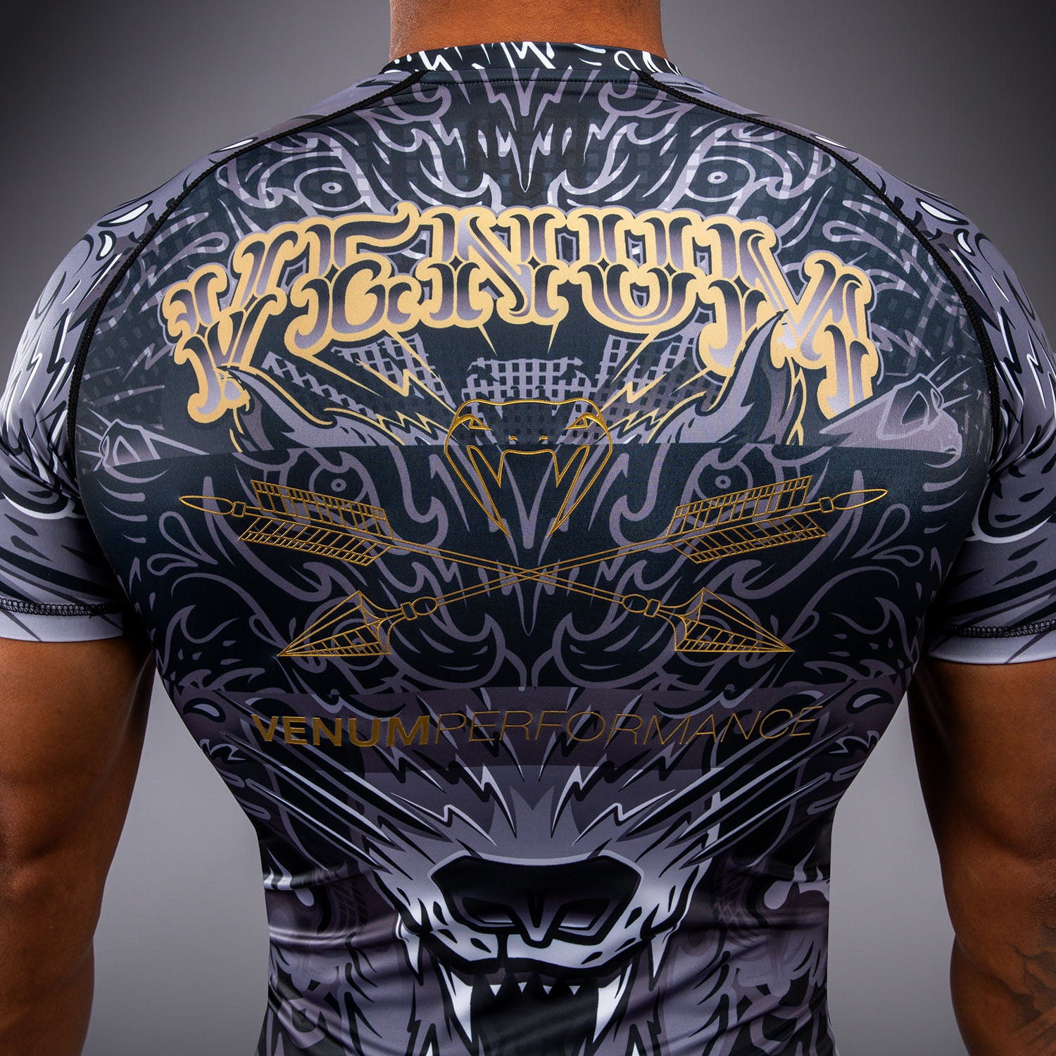venum-wolf-atak-kurzarm-rashguard-herren-schwarz-grau image 6