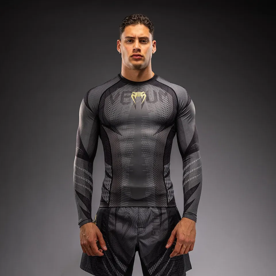 venum-galactic-3-0-langarm-rashguard-f-r-herren-schwarz-gold image 1