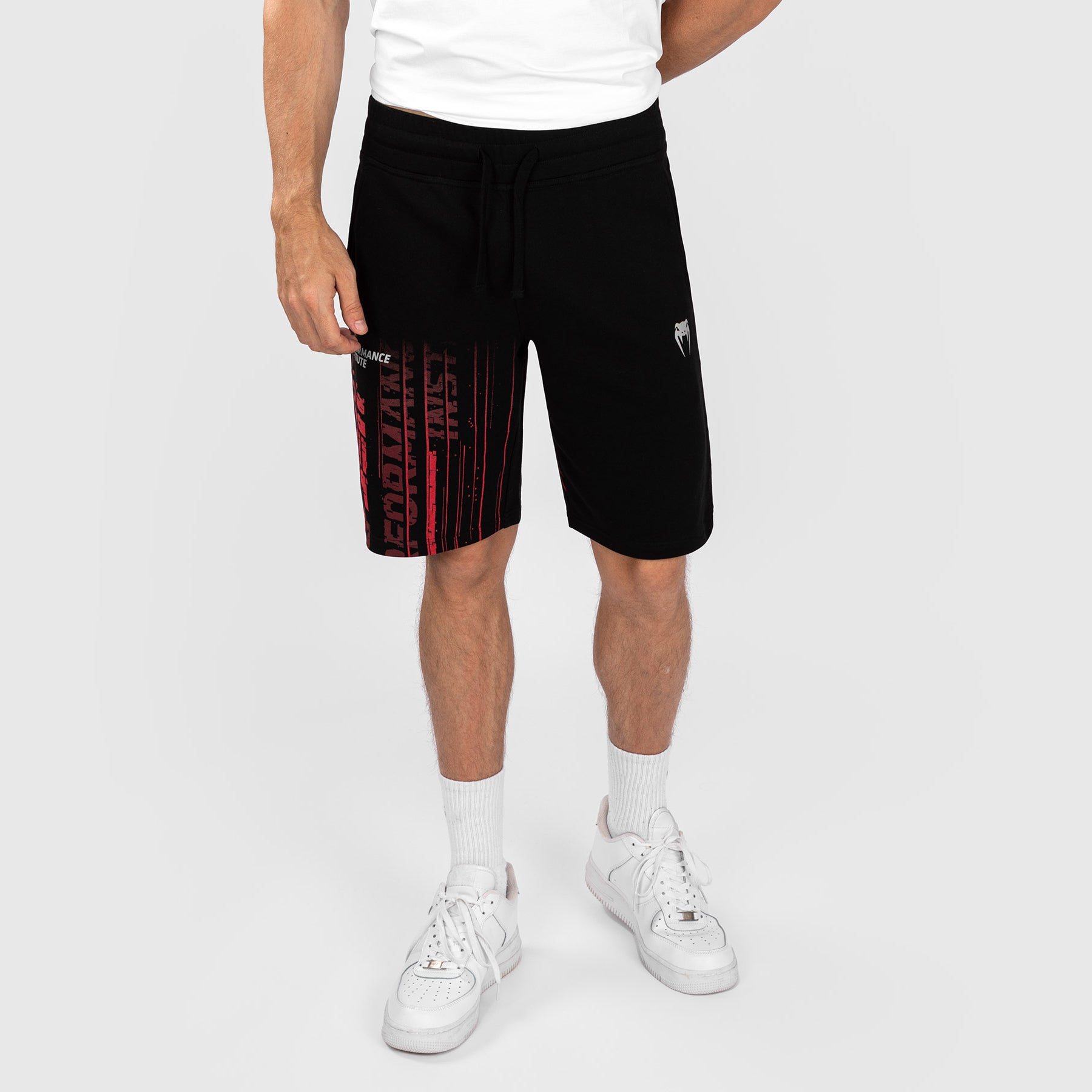 ufc-venum-performance-institute-2-0-baumwoll-short-herren-schwarz-rot image 4