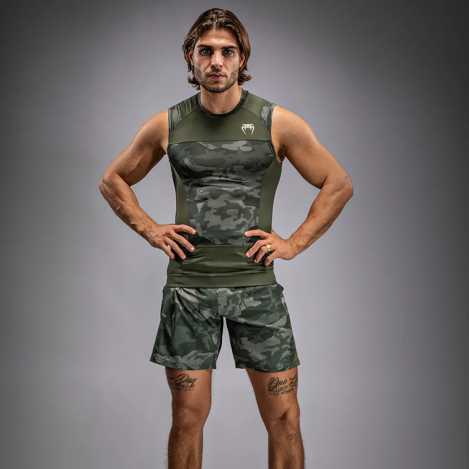 venum-g-fit-air-herren-rashguard-rmellos-armee-camouflage image 1