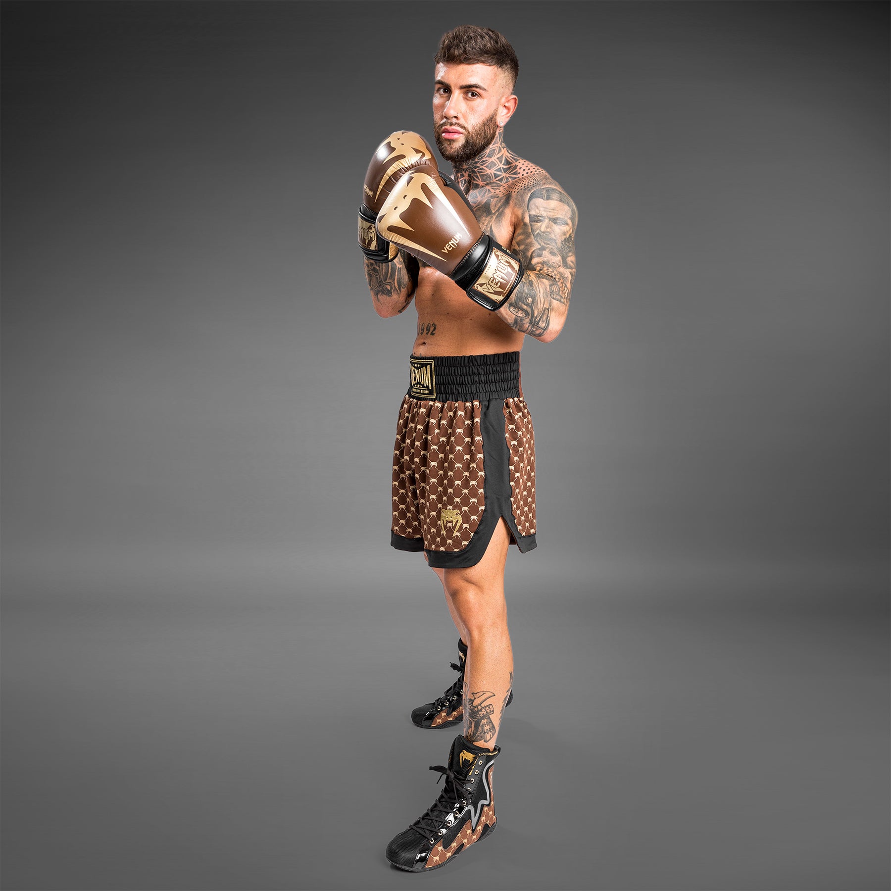 venum-monogram-boxershorts-schwarz-braun image 3