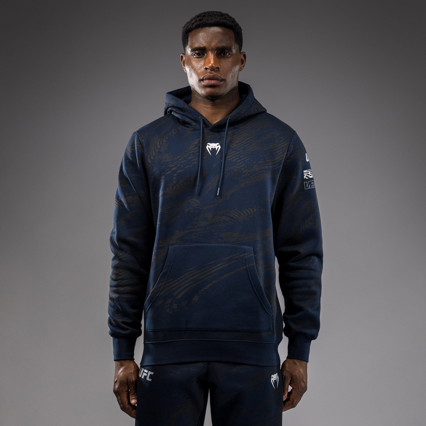venum-ufc-fusion-fight-week-herren-hoodie-ozeanisches-blau image 1