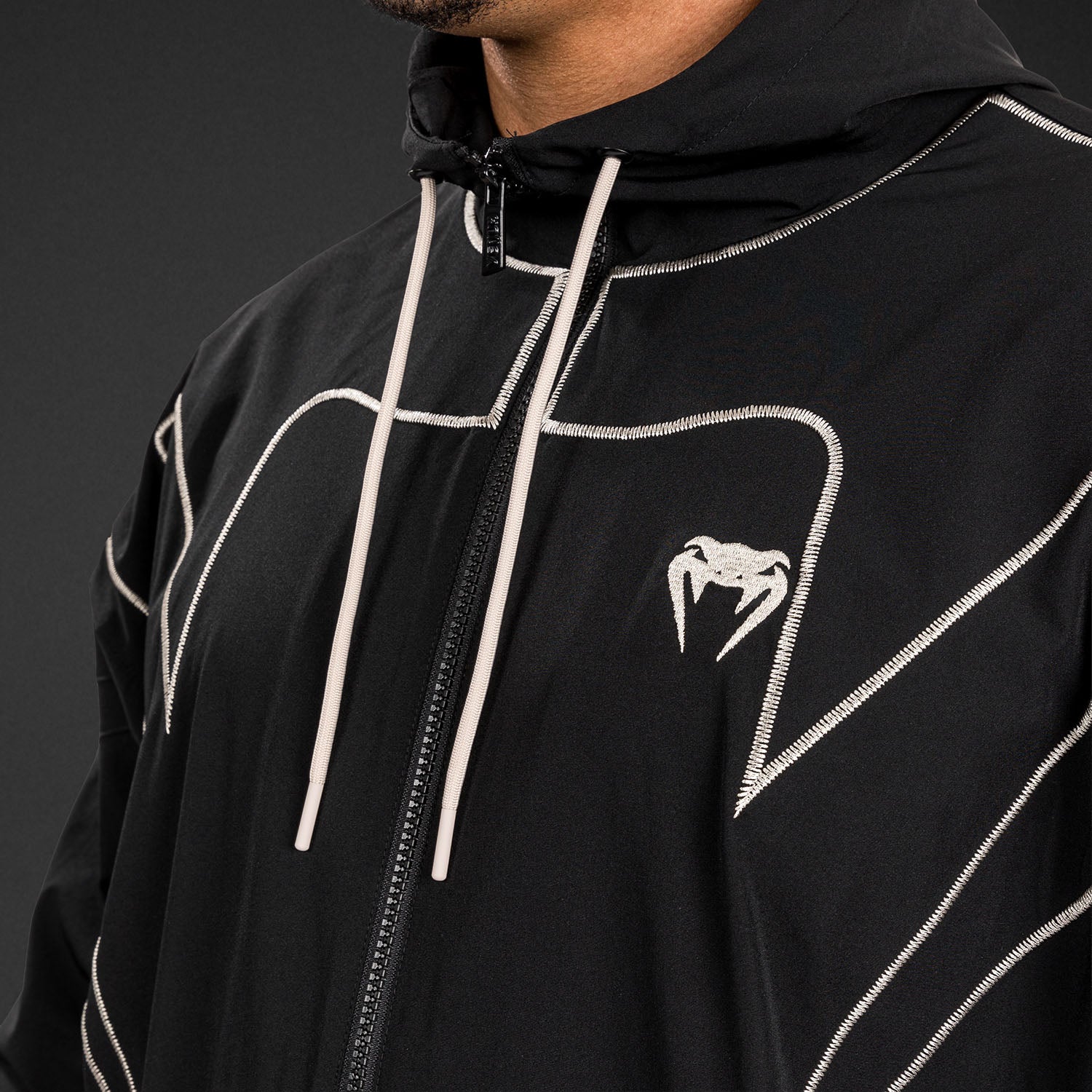 venum-attack-90-trainingsanzug-jacke-schwarz-wei image 4