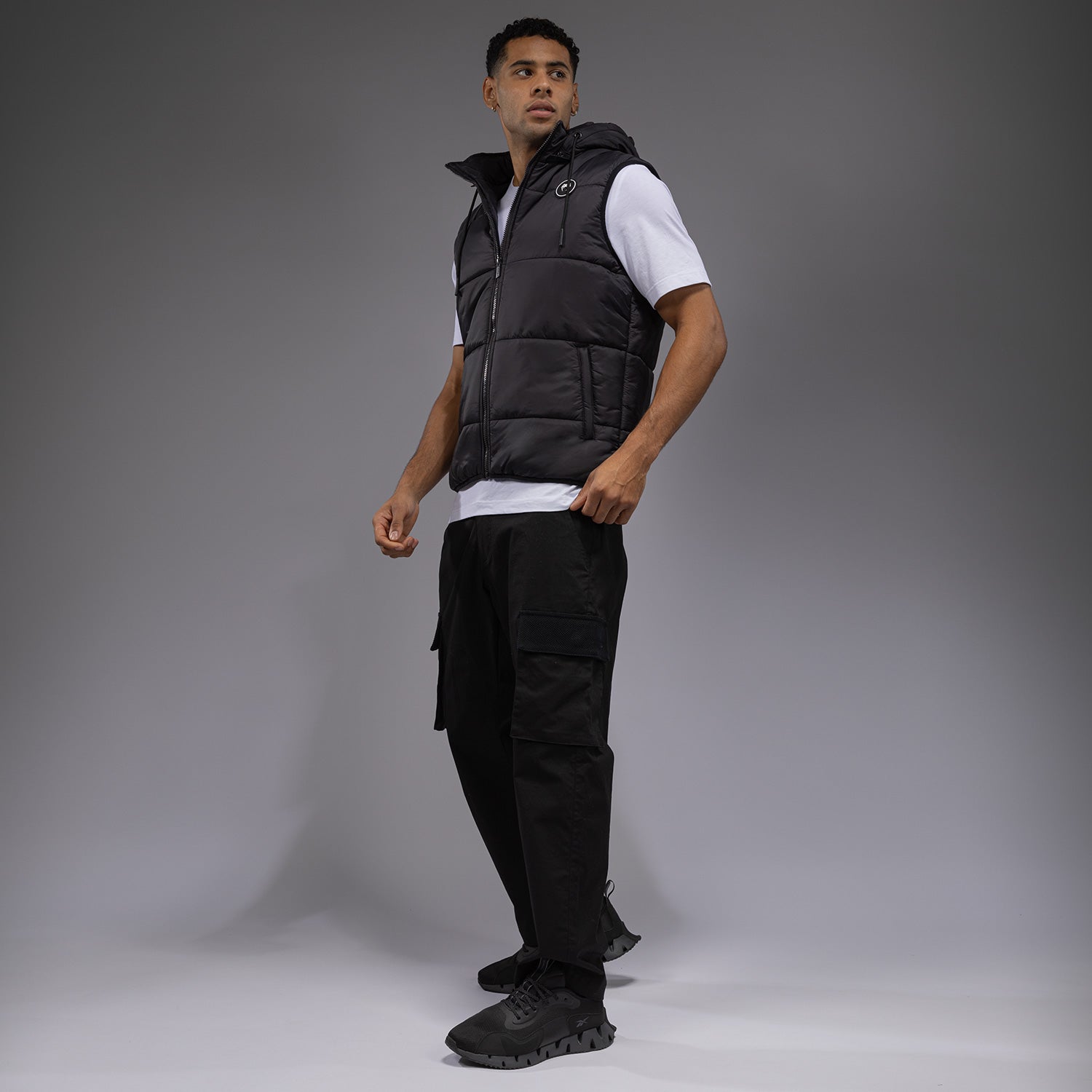 venum-urban-guard-daunenweste-herren-schwarz image 4