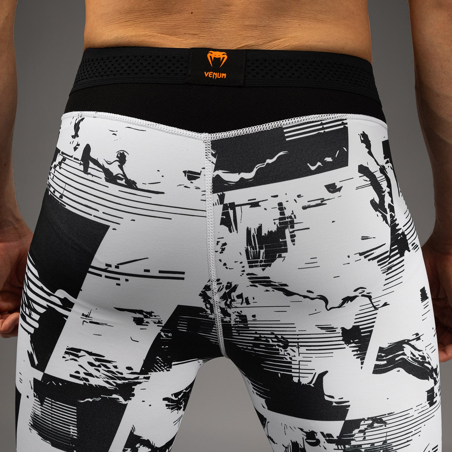 ufc-zenith-by-venum-authentic-fight-week-performance-tight-herren-wei image 6