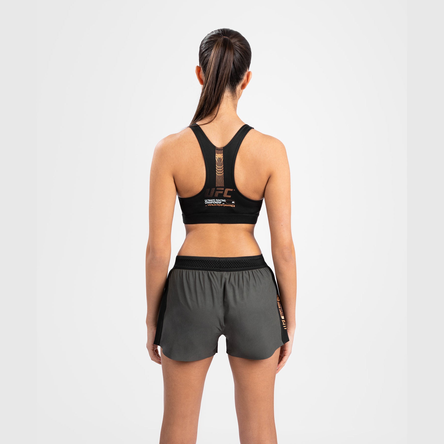venum-ufc-adrenaline-fight-week-performance-short-damen-khaki-gold image 2