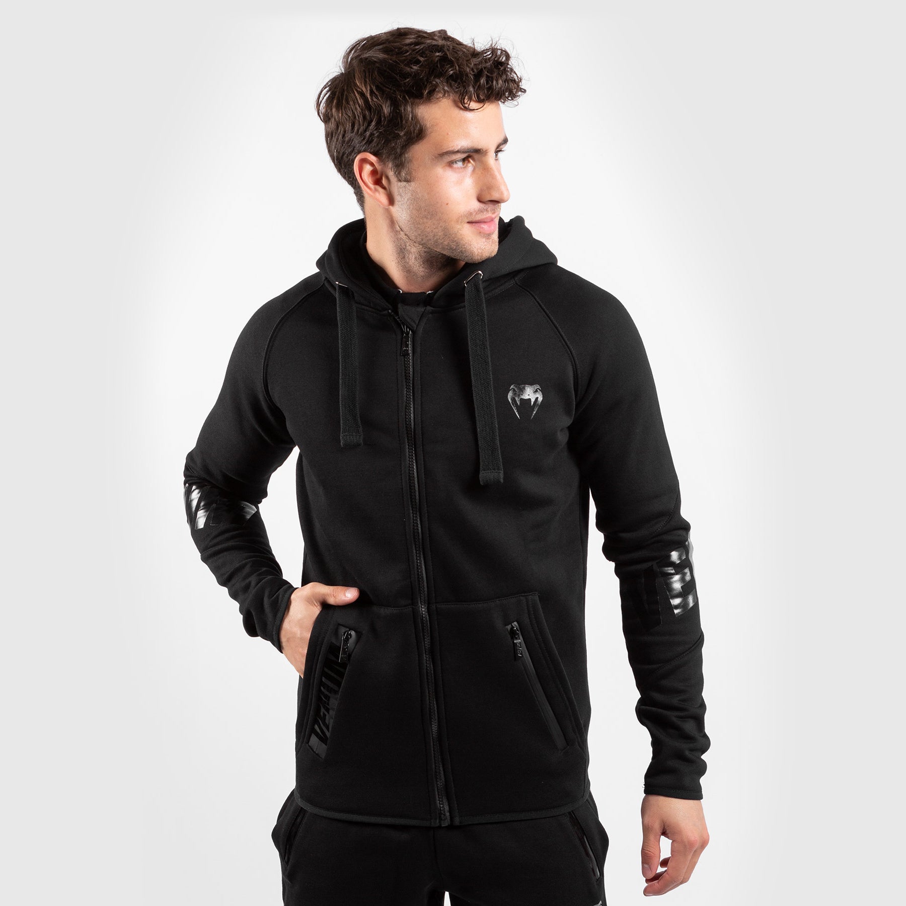 venum-contender-3-0-hoody-schwarz-schwarz image 4