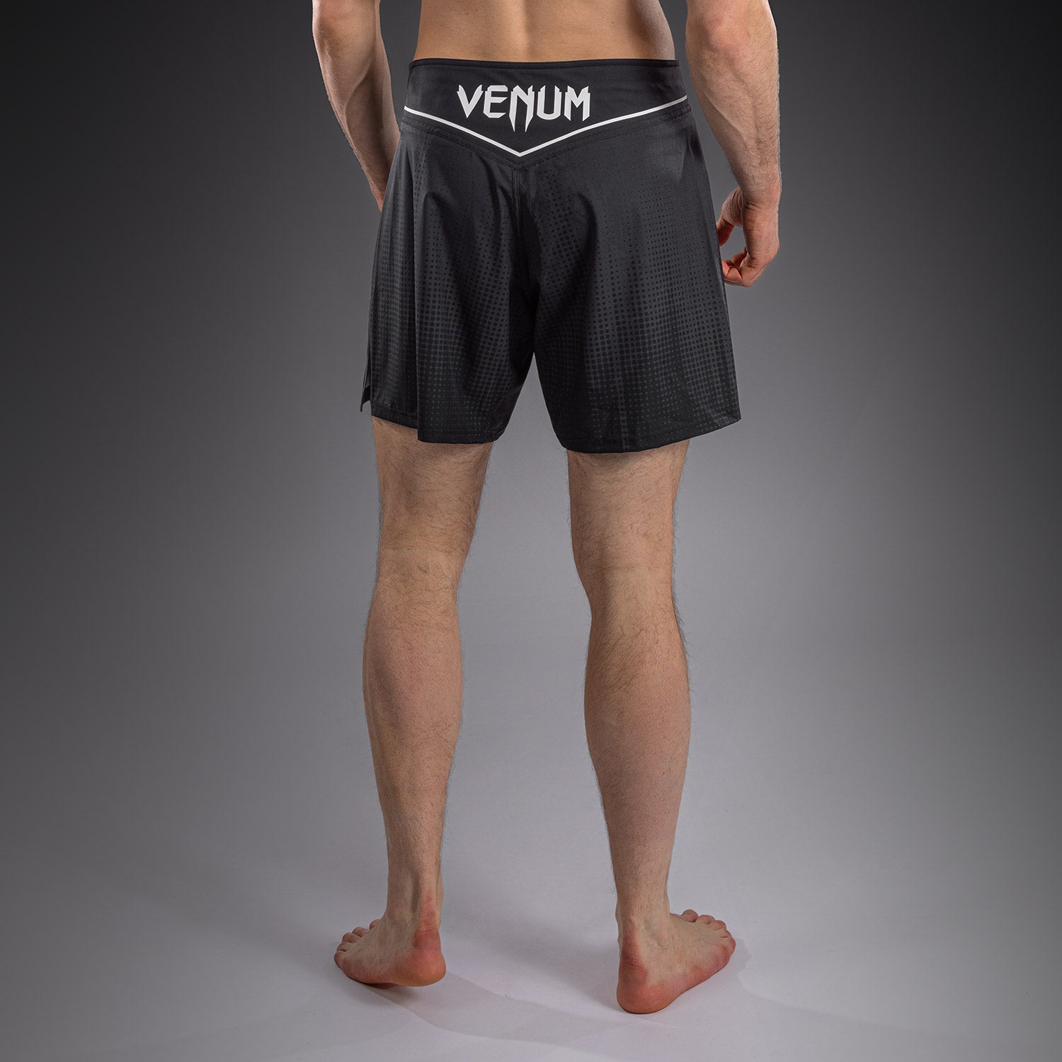 venum-stealth-fightshorts-schwarz-wei image 4