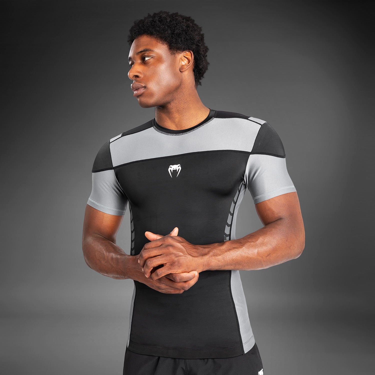 venum-tempest-herren-kurzarm-rashguard-schwarz-grau image 4