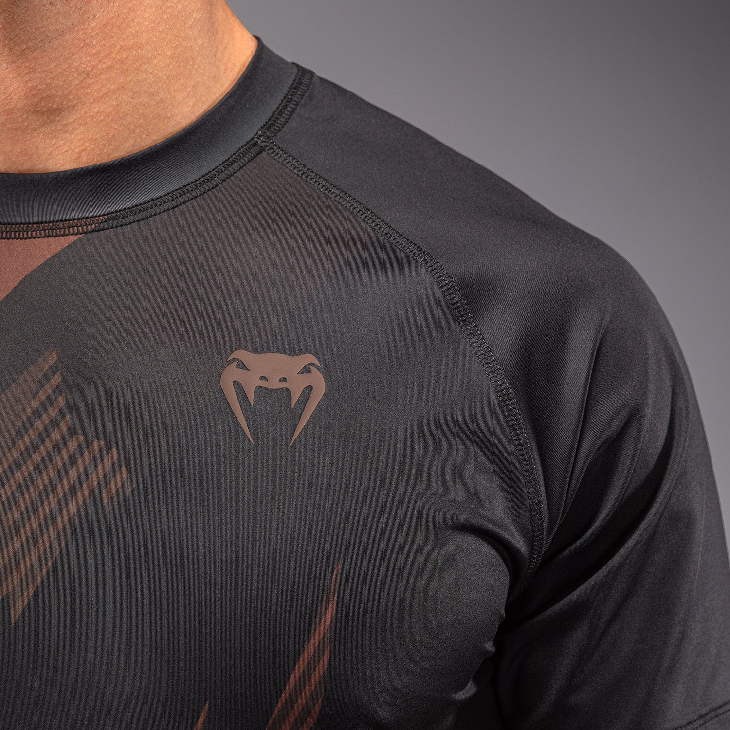 venum-no-gi-6-0-dry-tech-t-shirt-schwarz-braun image 6