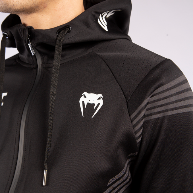 ufc-venum-pro-line-herren-hoodie-schwarz image 3