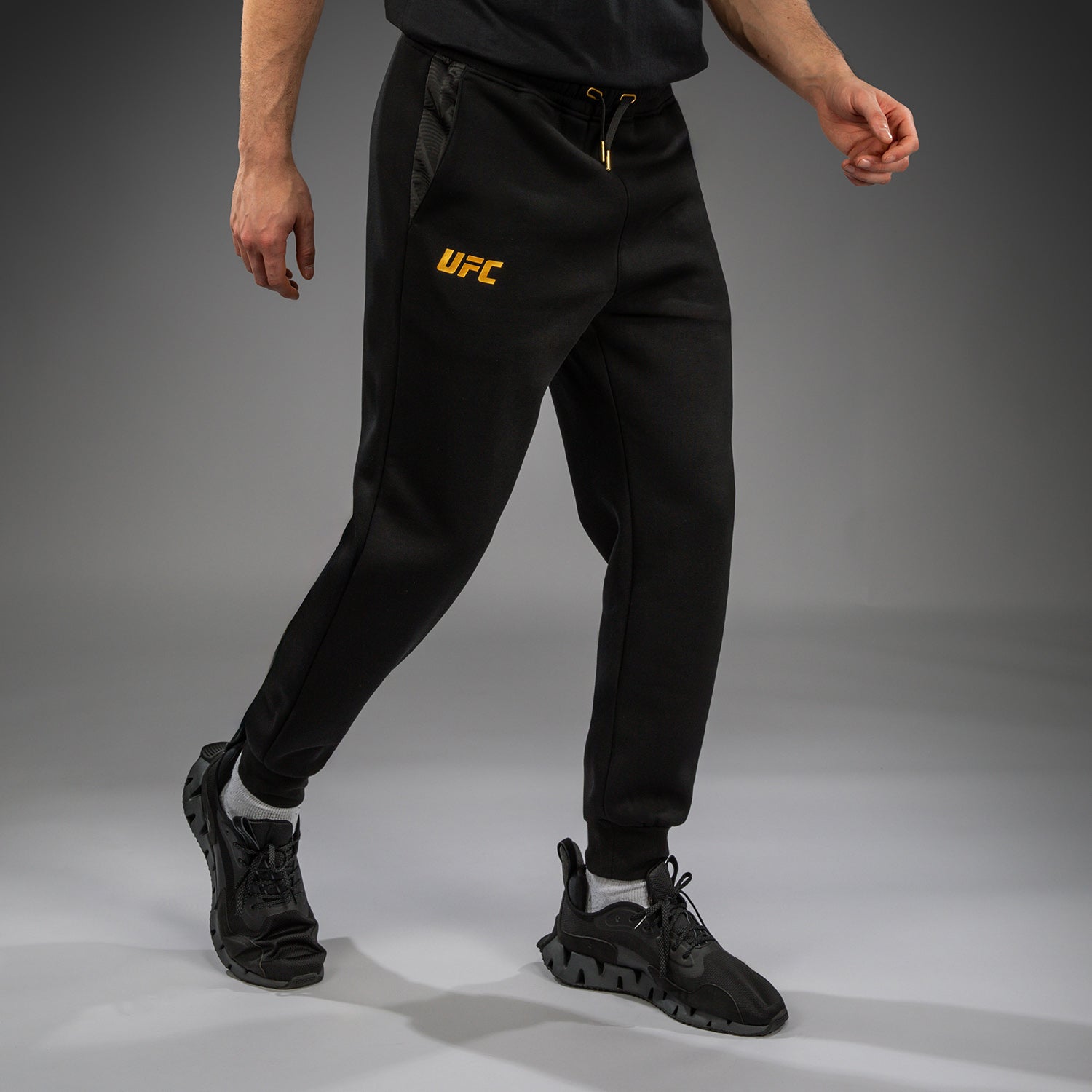 ufc-zenith-by-venum-replica-hose-herren-champion-schwarz-gold image 3