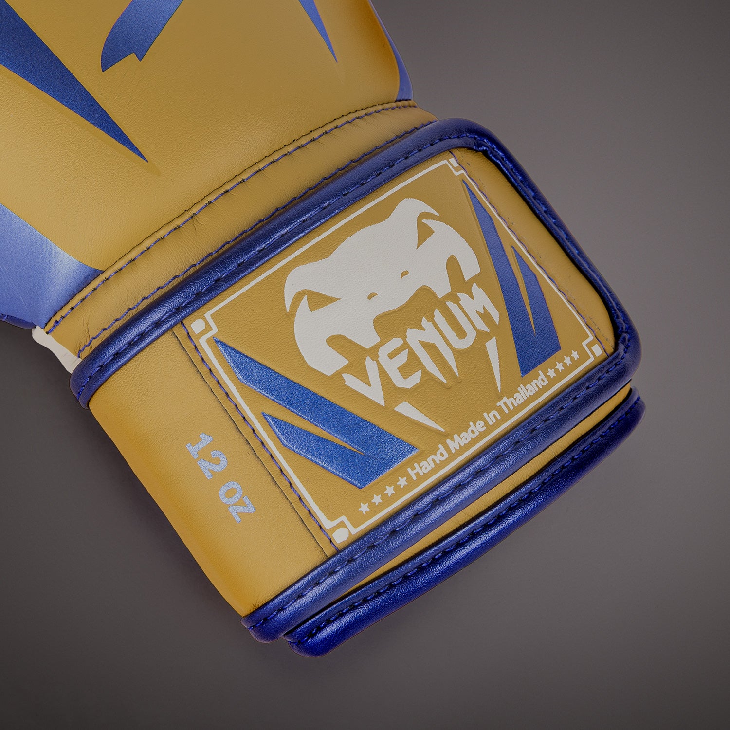 venum-elite-boxhandschuhe-camel-spezialausgabe image 3