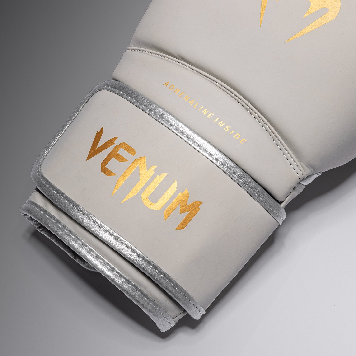venum-contender-1-5-boxhandschuhe-elfenbein-gold image 4