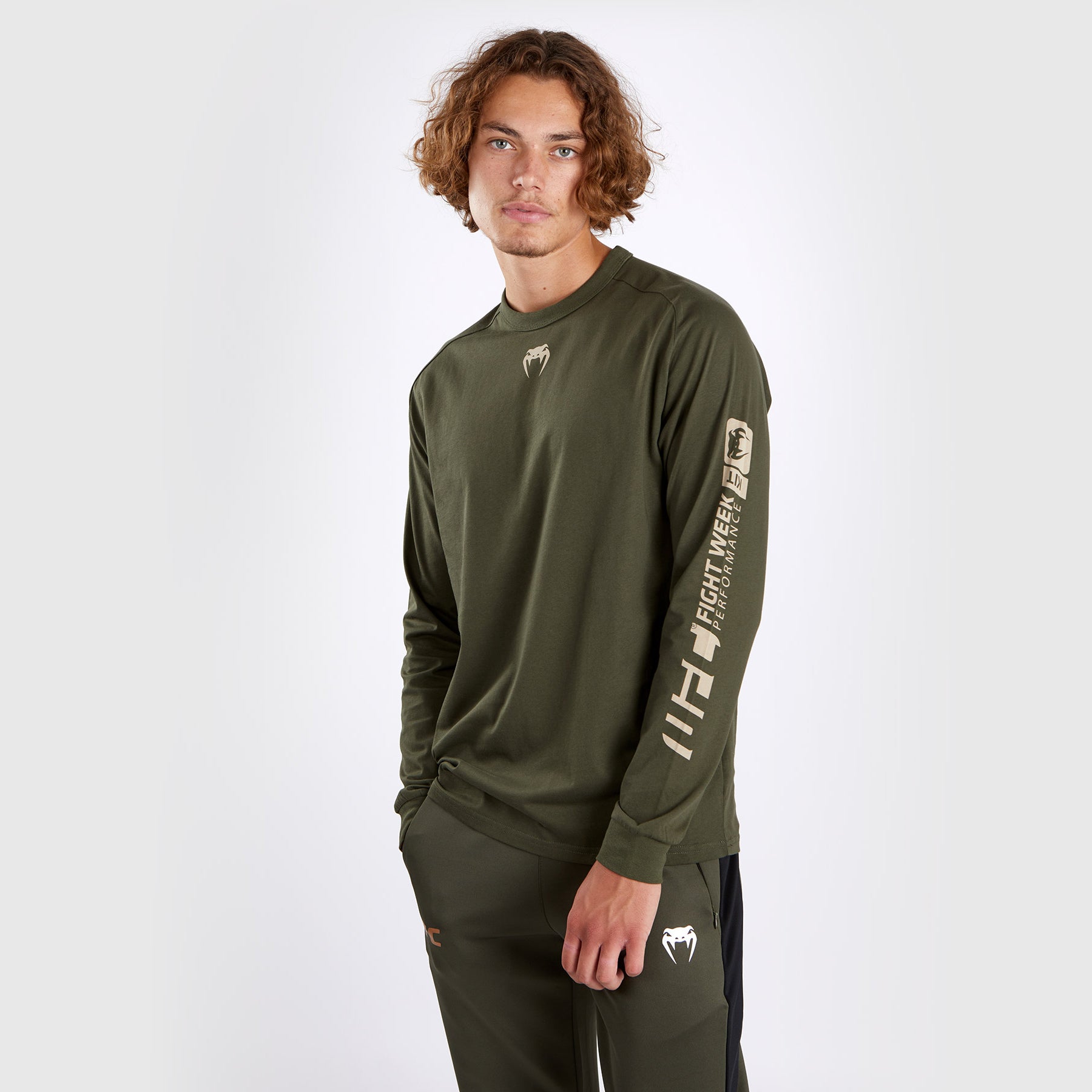 ufc-adrenaline-by-venum-fight-week-langarm-t-shirt-herren-khaki image 4