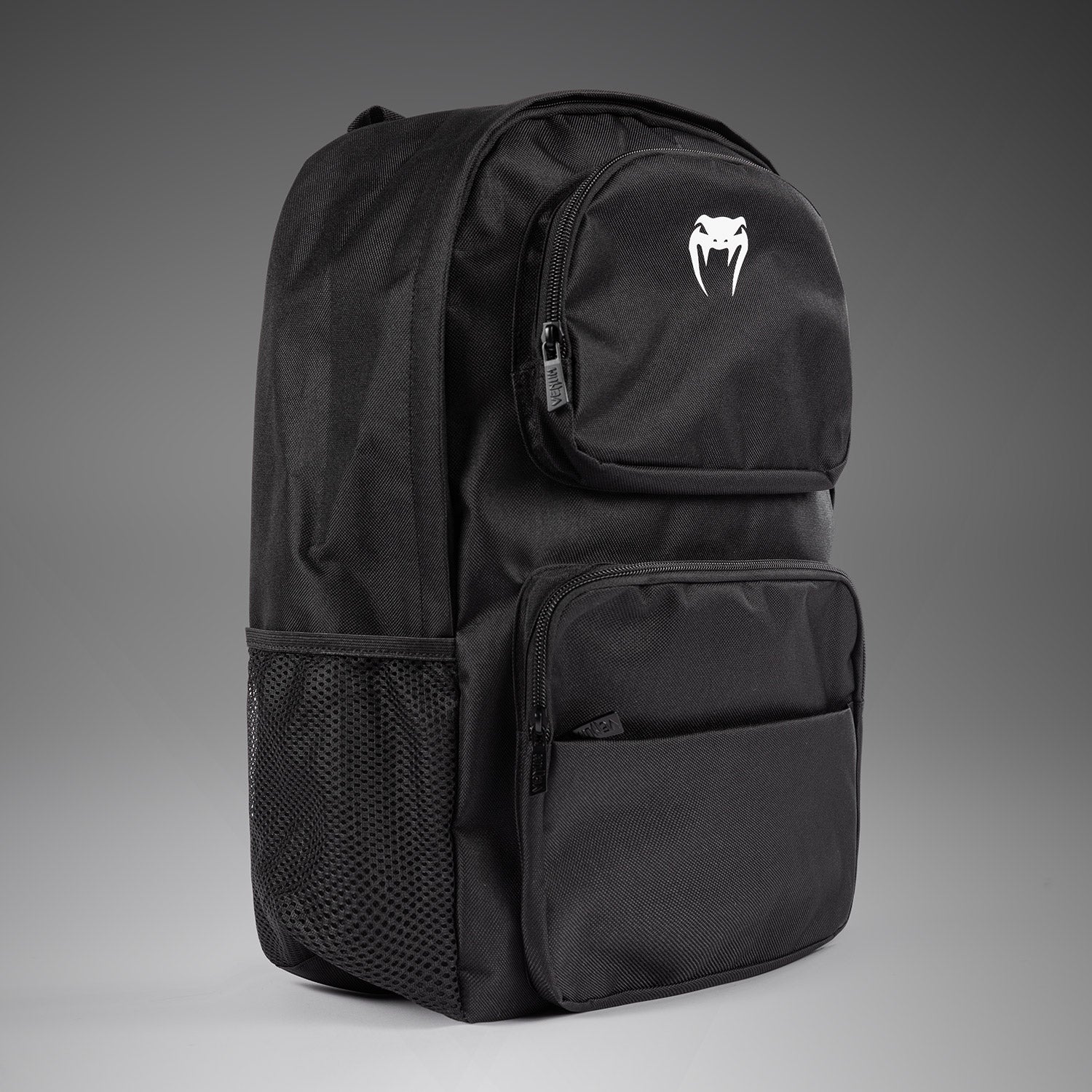 venum-essential-rucksack-20-25l-schwarz image 2