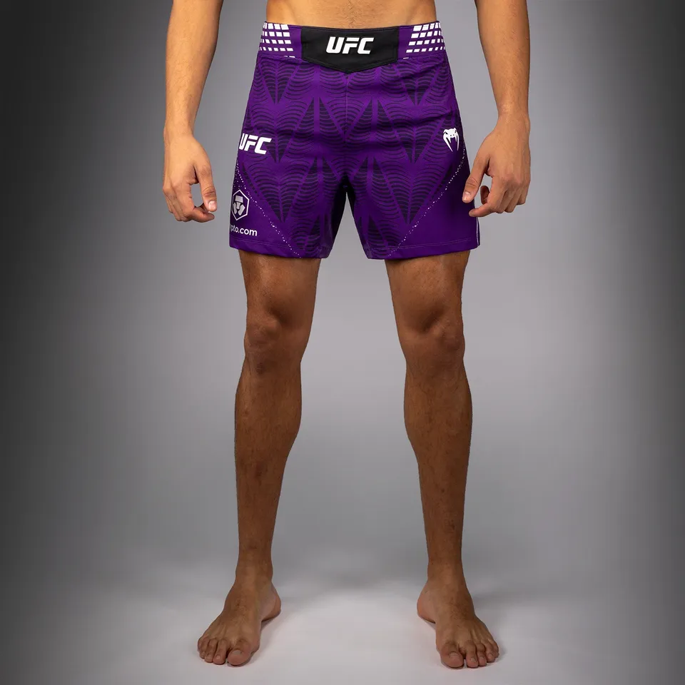 venum-ufc-zenith-authentic-fight-night-fight-short-herren-kurze-passform-lila image 1