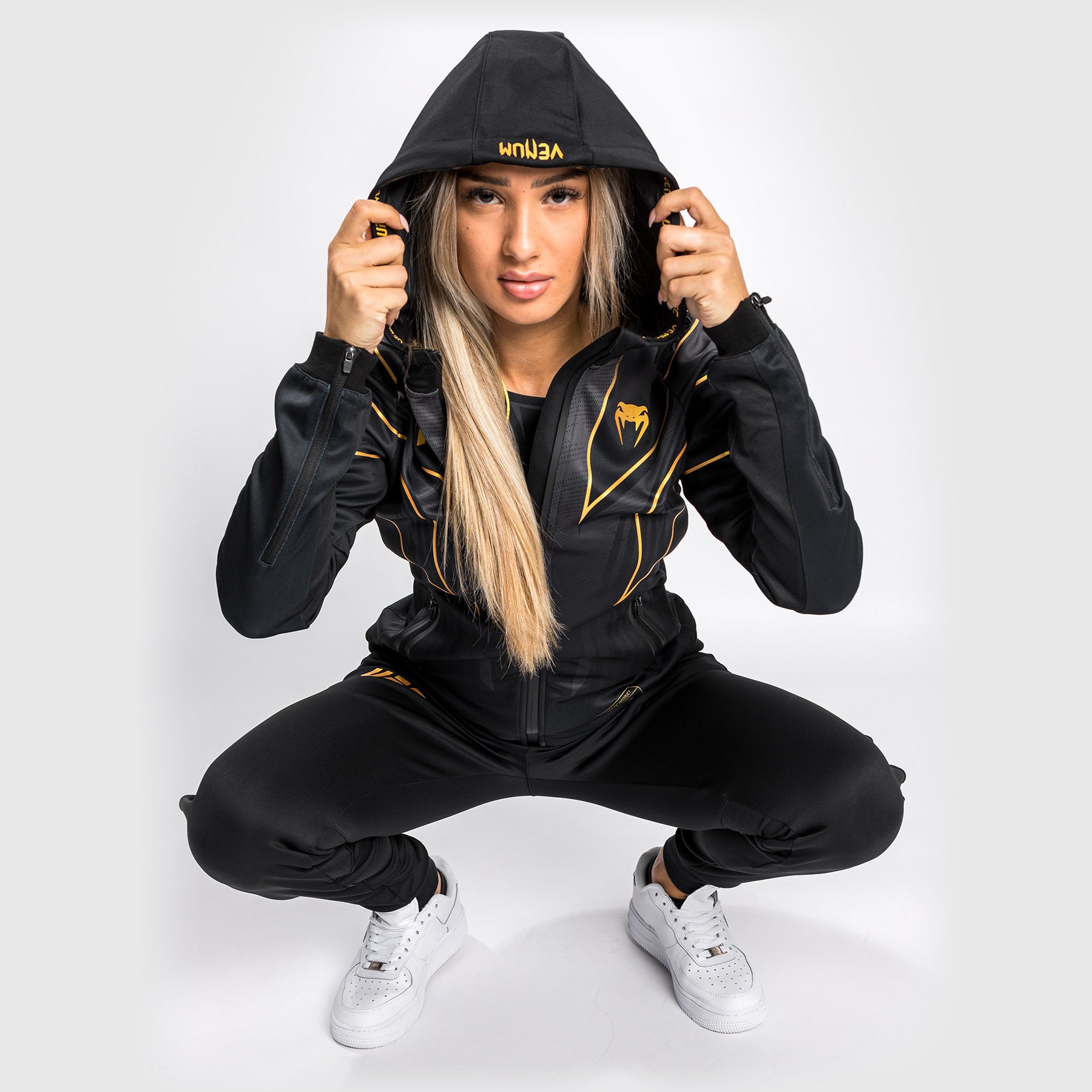 ufc-venum-authentic-fight-night-2-0-walkout-hoodie-damen-champion-schwarz-gold image 3