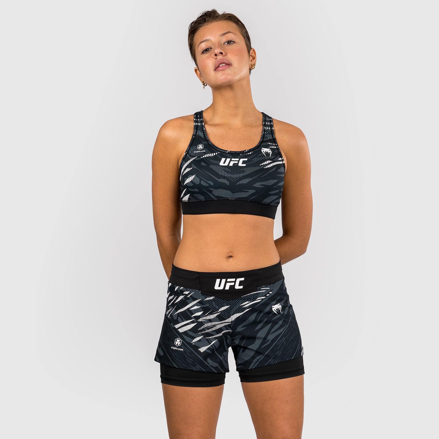 ufc-fusion-by-venum-authentic-fight-night-fight-short-damen-schwarz image 2