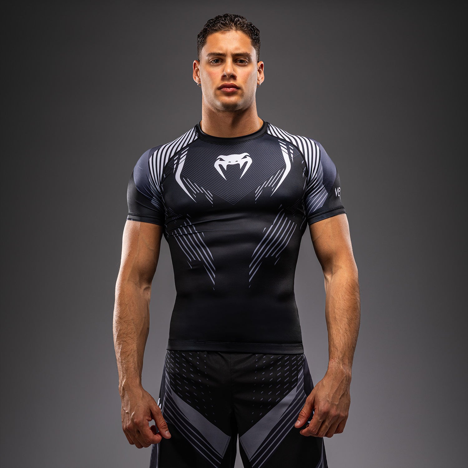 venum-no-gi-6-0-rashguard-kurzarm-schwarz-wei image 3