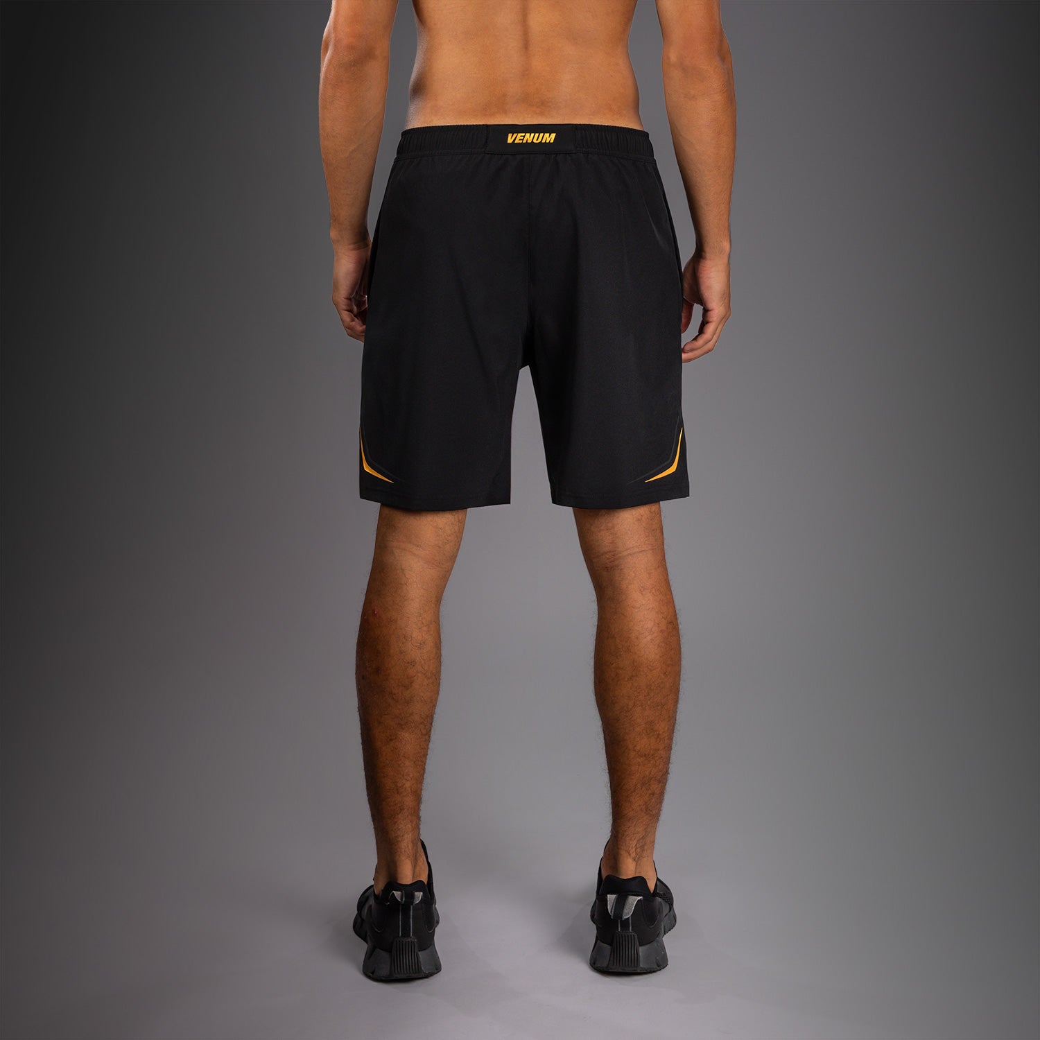 venum-g-core-trainingsshorts-schwarz-gold image 4
