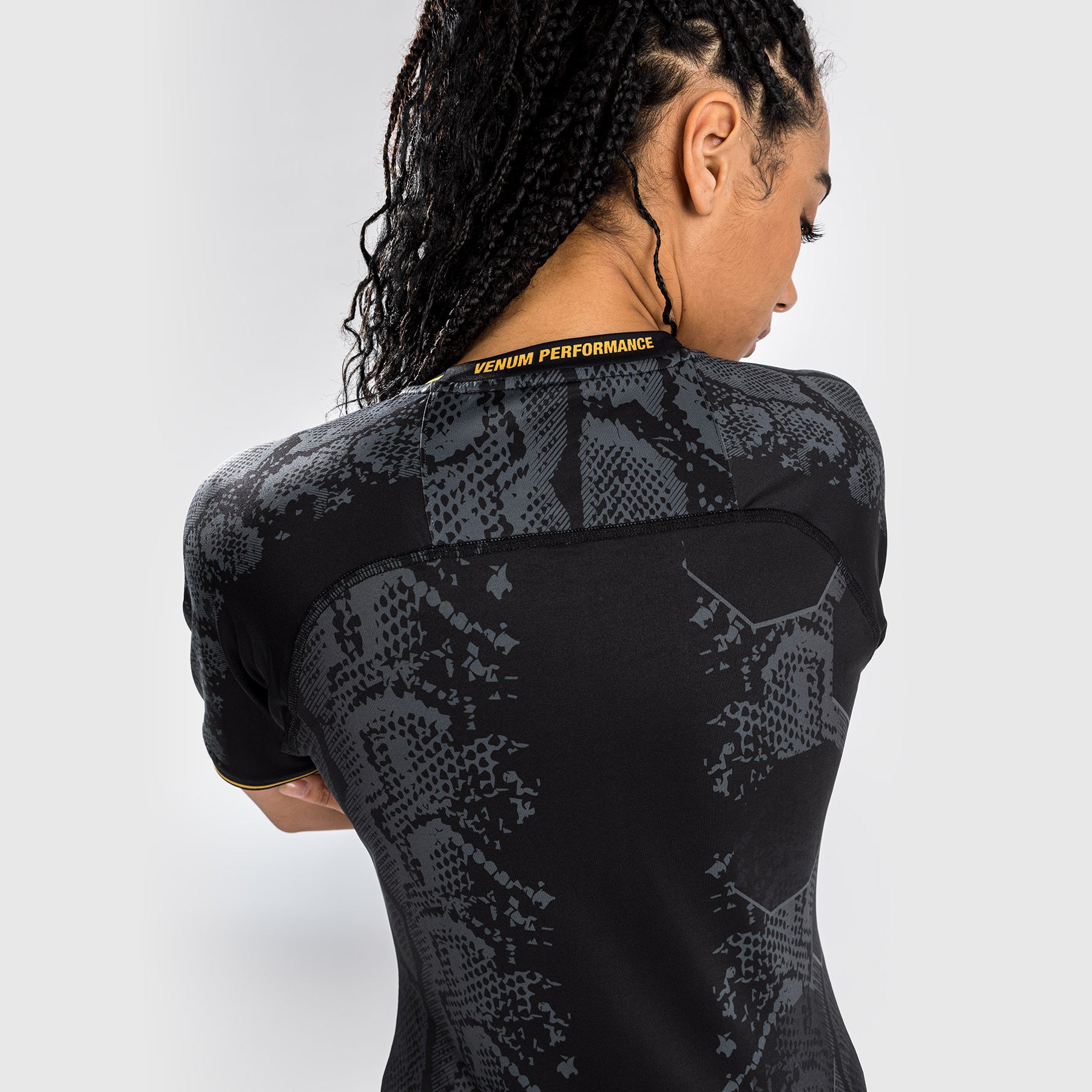 ufc-adrenaline-by-venum-authentic-fight-night-walkout-trikot-damen-champion image 8