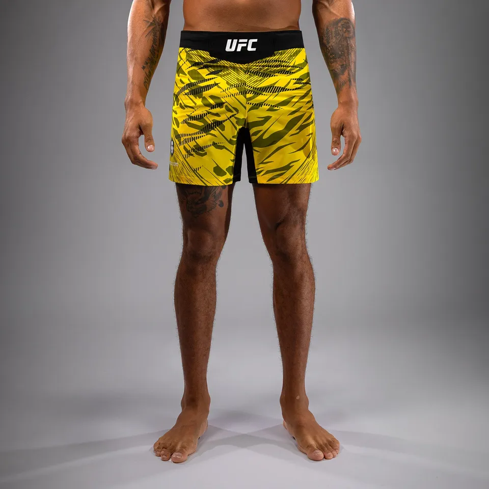 ufc-fusion-by-venum-authentic-fight-night-fight-short-short-fit-gelb image 1