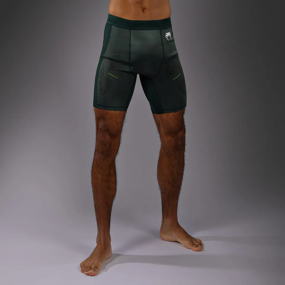 venum-technical-3-0-vale-tudo-shorts-herren-waldgr-n image 1