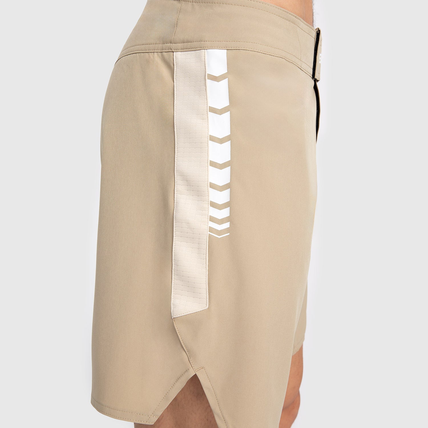 venum-tempest-herren-kampfshorts-beige-sand image 5