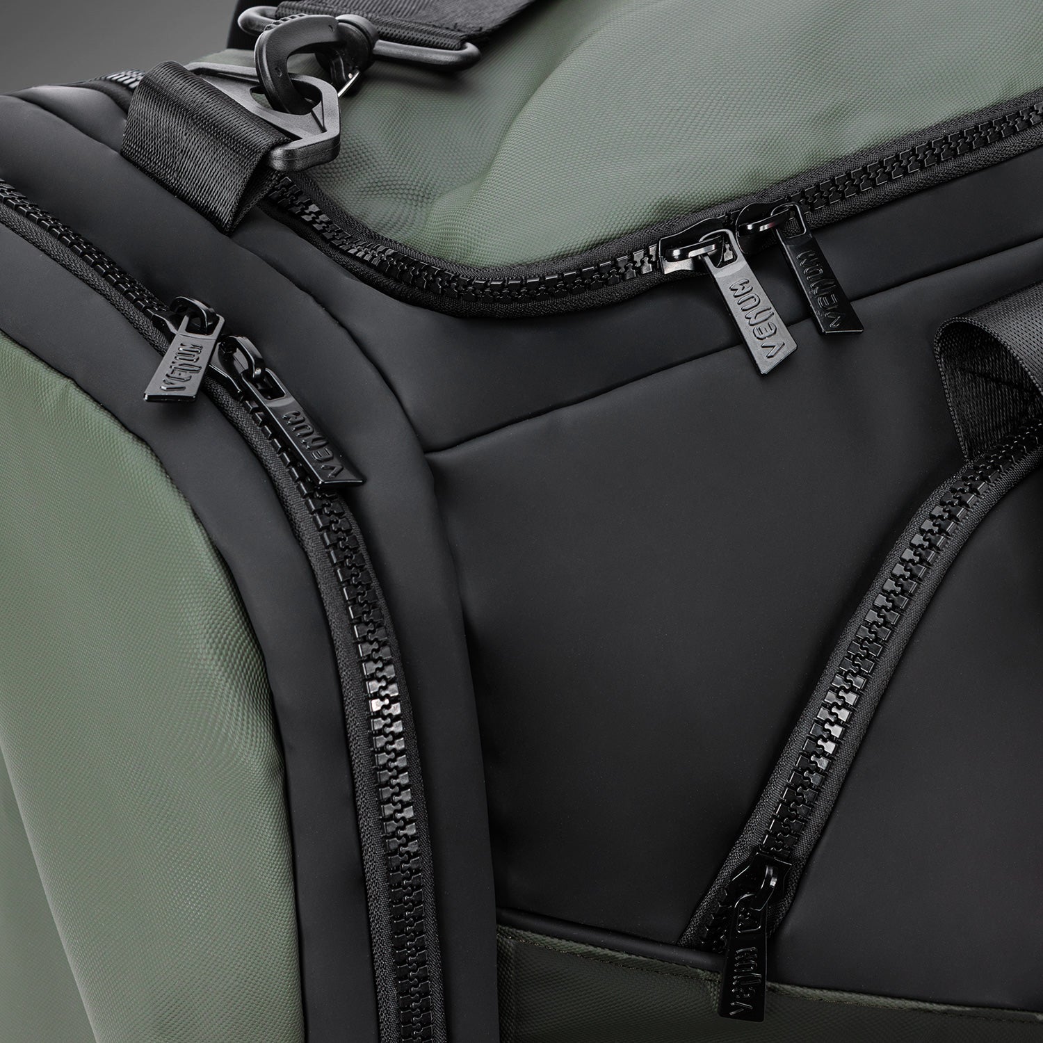 venum-evo-2-trainer-lite-sporttasche-55-63l-schwarz-khaki image 4