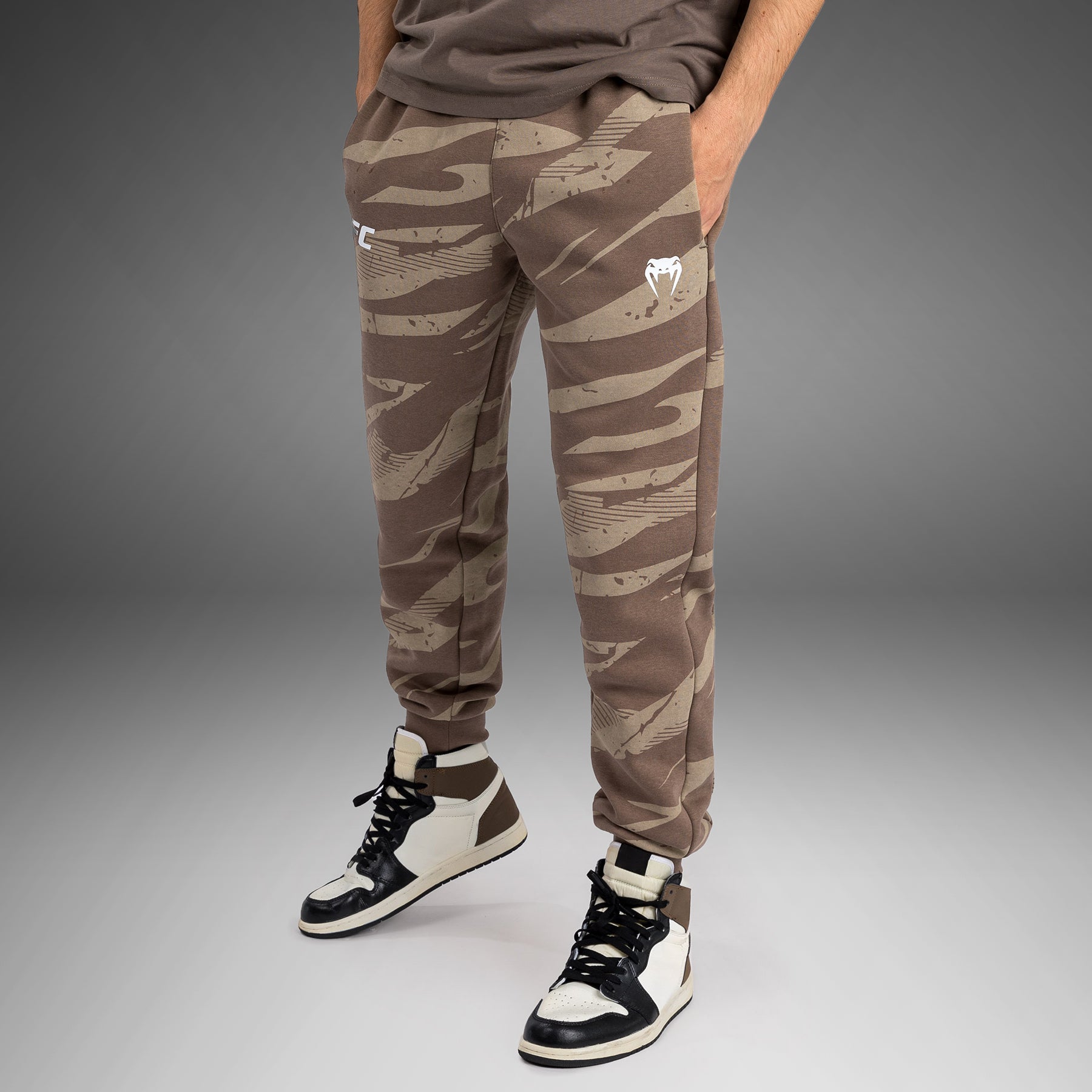 ufc-adrenaline-by-venum-fight-week-herrenhose-desert-camo image 3