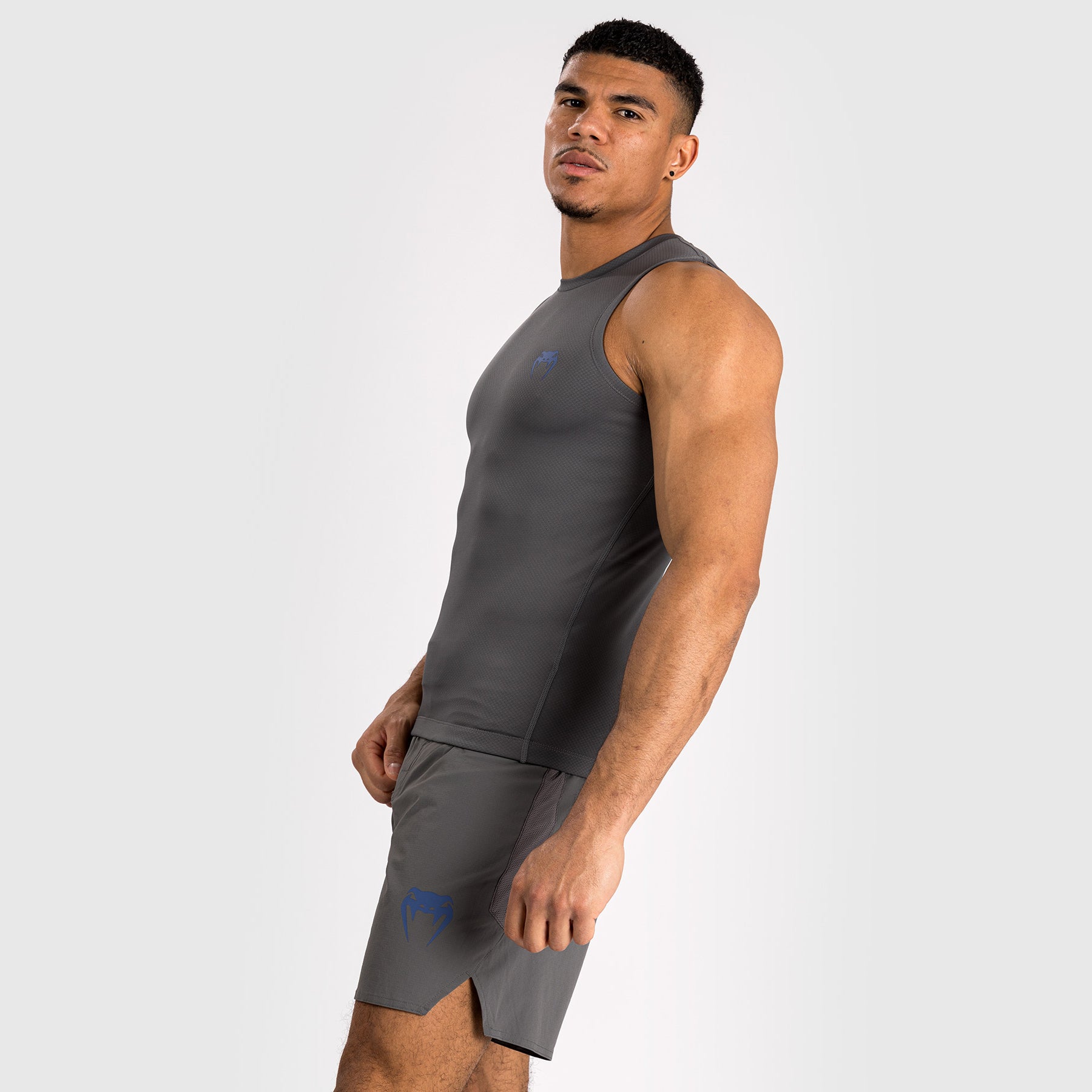 venum-contender-herren-rashguard-rmellos-grau image 3