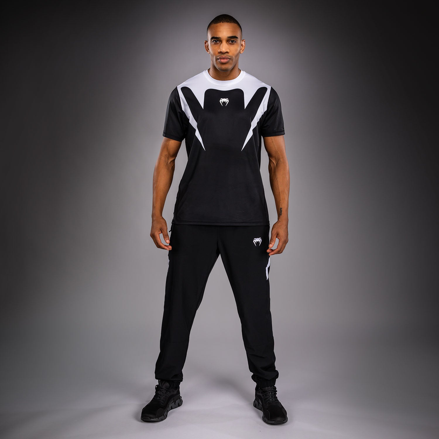 venum-attack-90-dry-tech-t-shirt-wei-schwarz-f-r-herren image 2