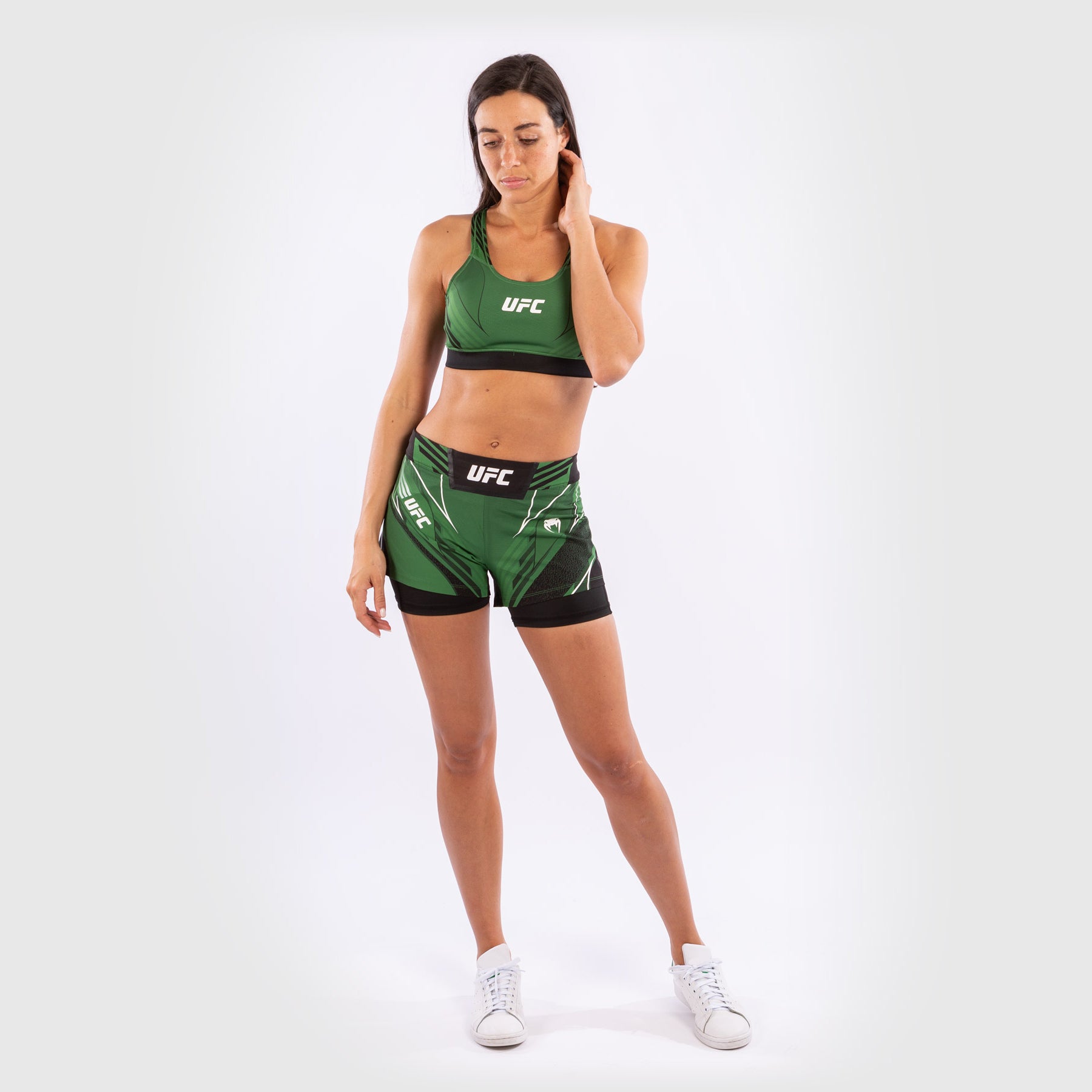 ufc-venum-authentic-fight-night-damen-shorts-short-fit-gr-n image 8