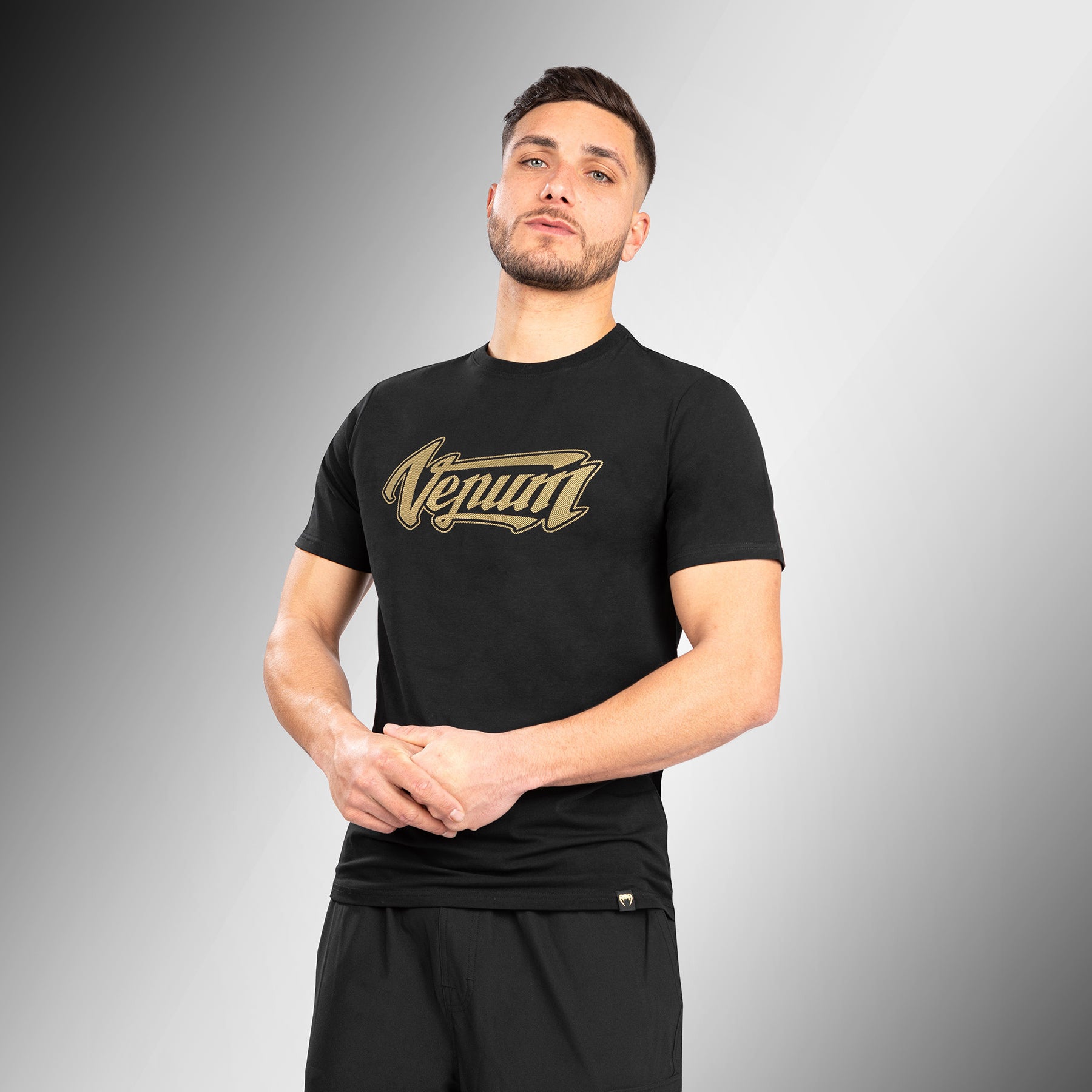 venum-absolute-2-0-t-shirt-angepasste-passform-schwarz-gold-herren image 1
