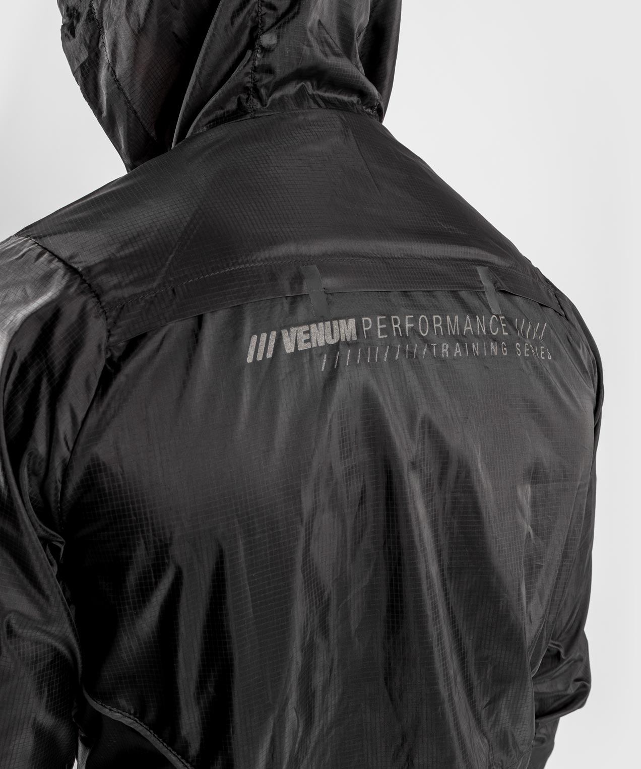 venum-tempest-2-0-windbreaker-schwarz image 7