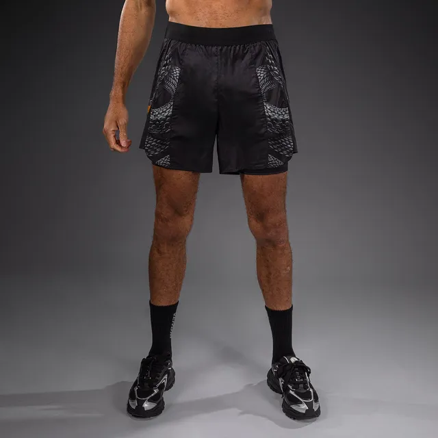 venum-matupa-trainingsshorts-2-in-1-schwarz-grau-gold image 1