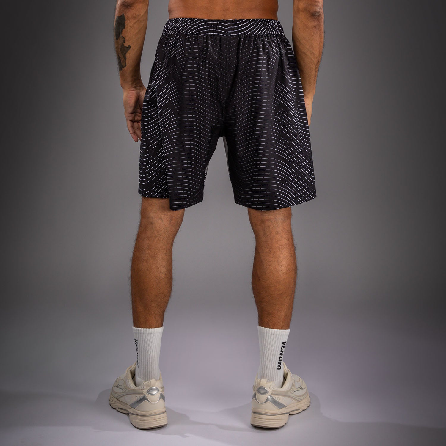 venum-galactic-3-0-trainingsshorts-cremewei-schwarz image 4