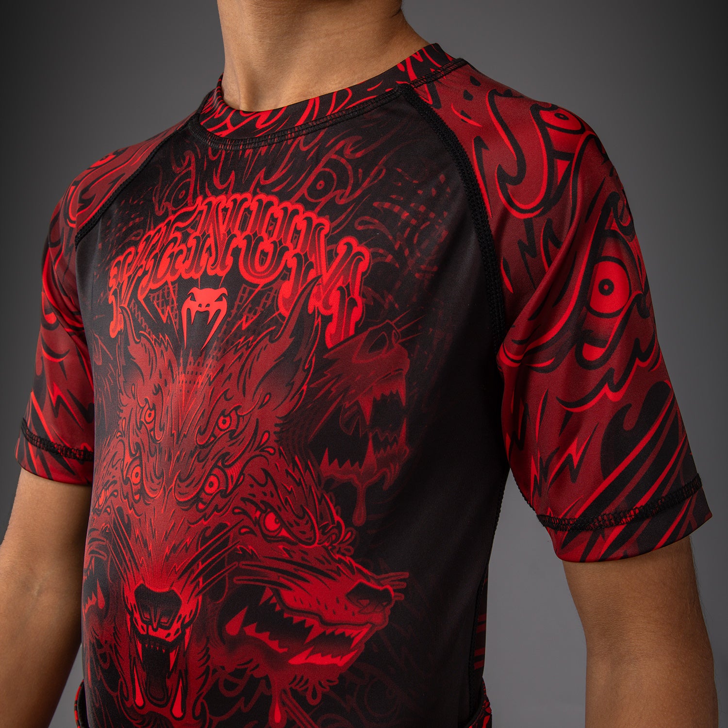 venum-wolf-atak-kinder-kurzarm-rashguard-schwarz-rot image 4