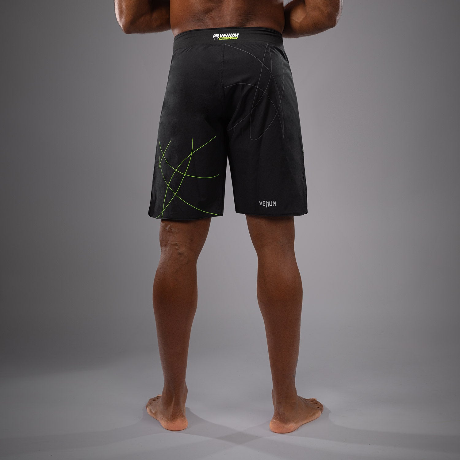 venum-training-camp-4-0-fight-shorts-schwarz-neongr-n-herren image 4